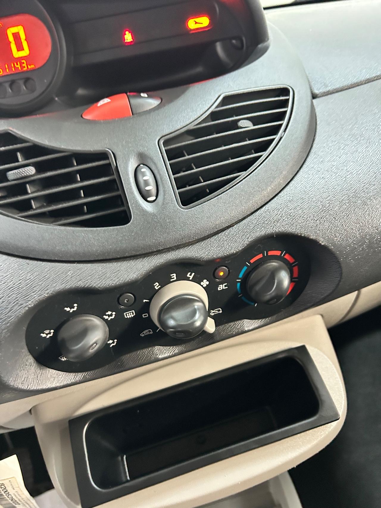Renault Twingo 1.2 8V Dynamique