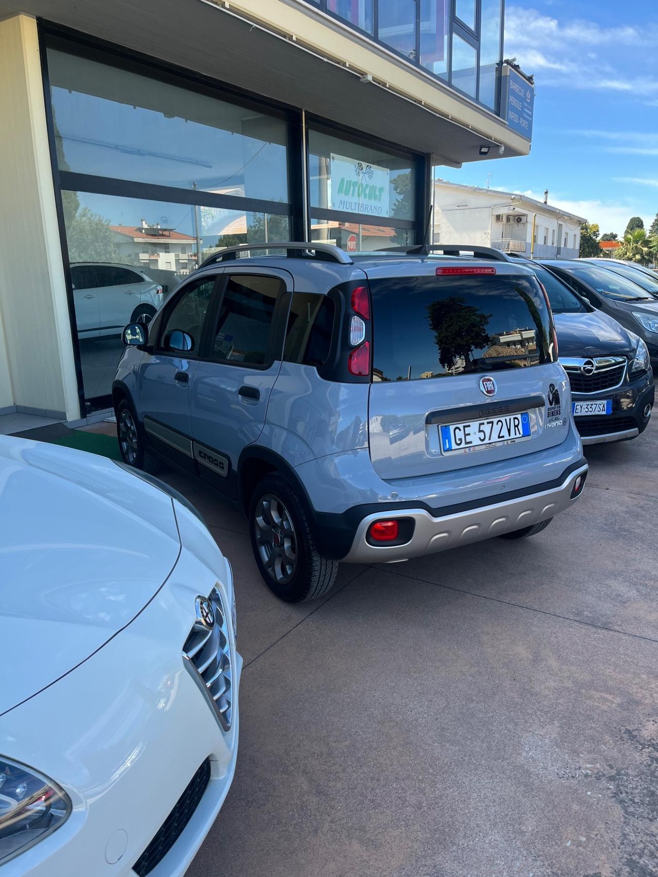 Fiat Panda 1.0 FireFly S&S Hybrid City Cross