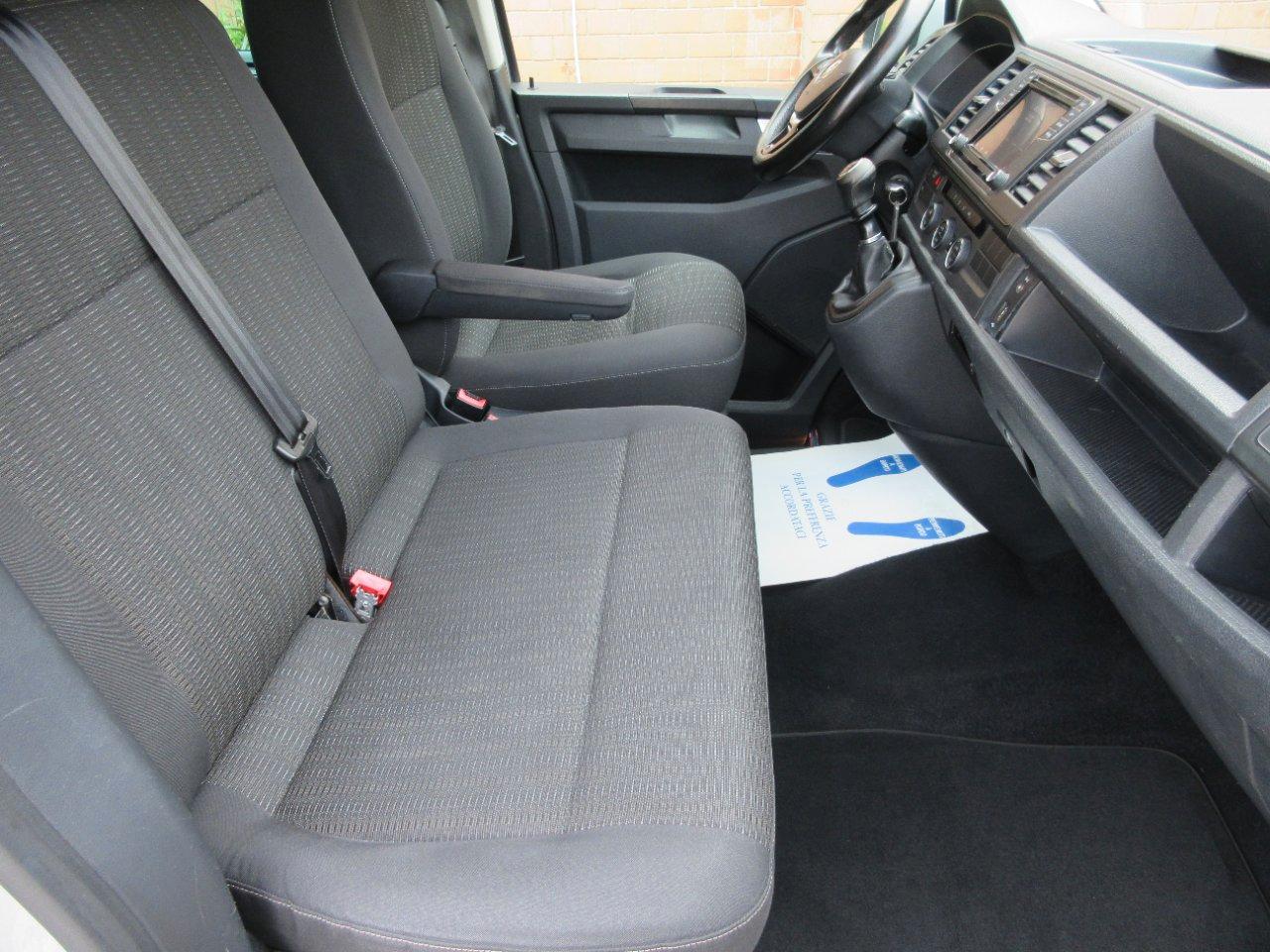 VOLKSWAGEN T6 Caravelle 2.0 TDI 150CV PC Cruise 9 posti