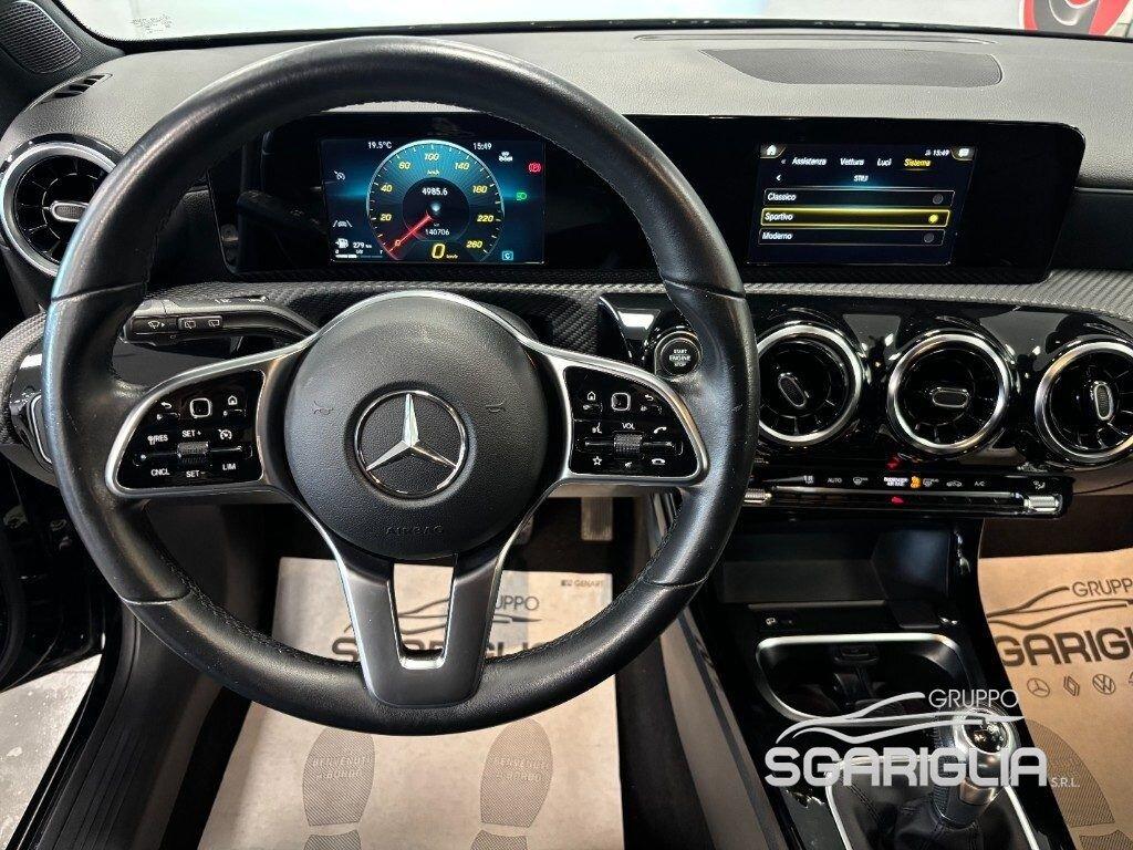 Mercedes A 180 d Executive Full Optional
