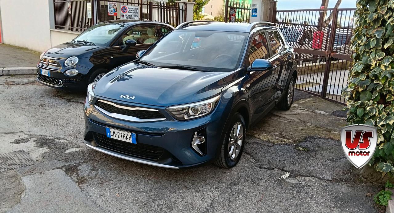 KIA STONIC 1.2 BENZ-RETROC-PREZZO PROMO!