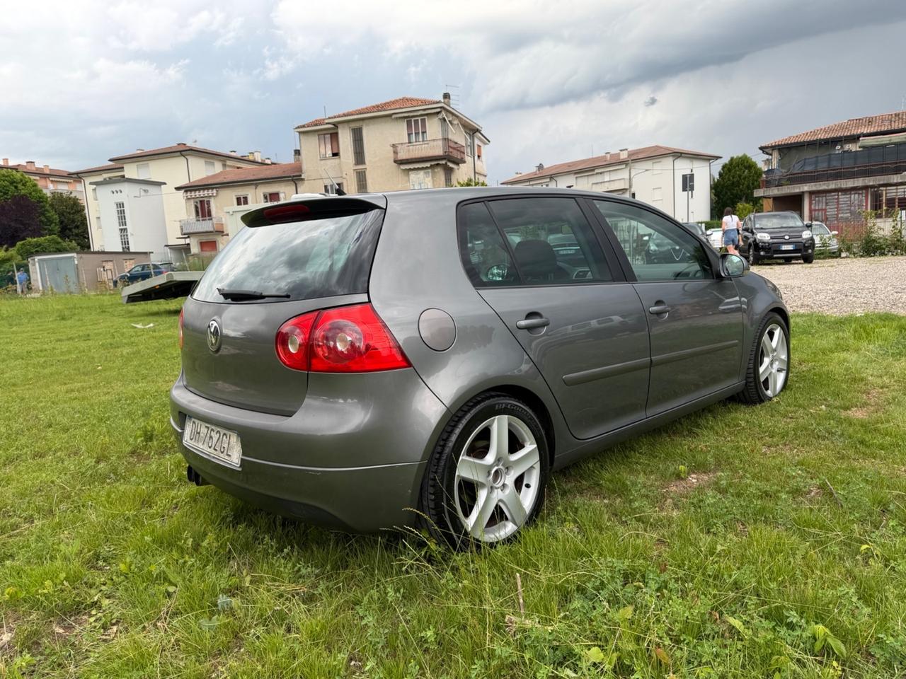 Volkswagen Golf 2.0 16V TDI 5p. Sportline