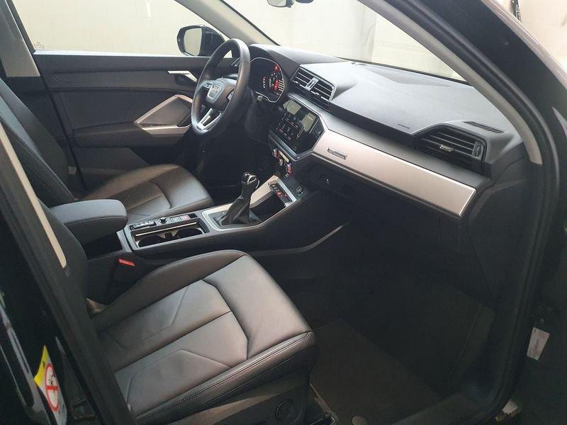 Audi Q3 SPB 35 TDI S tronic TUA DA 399,00 MESE