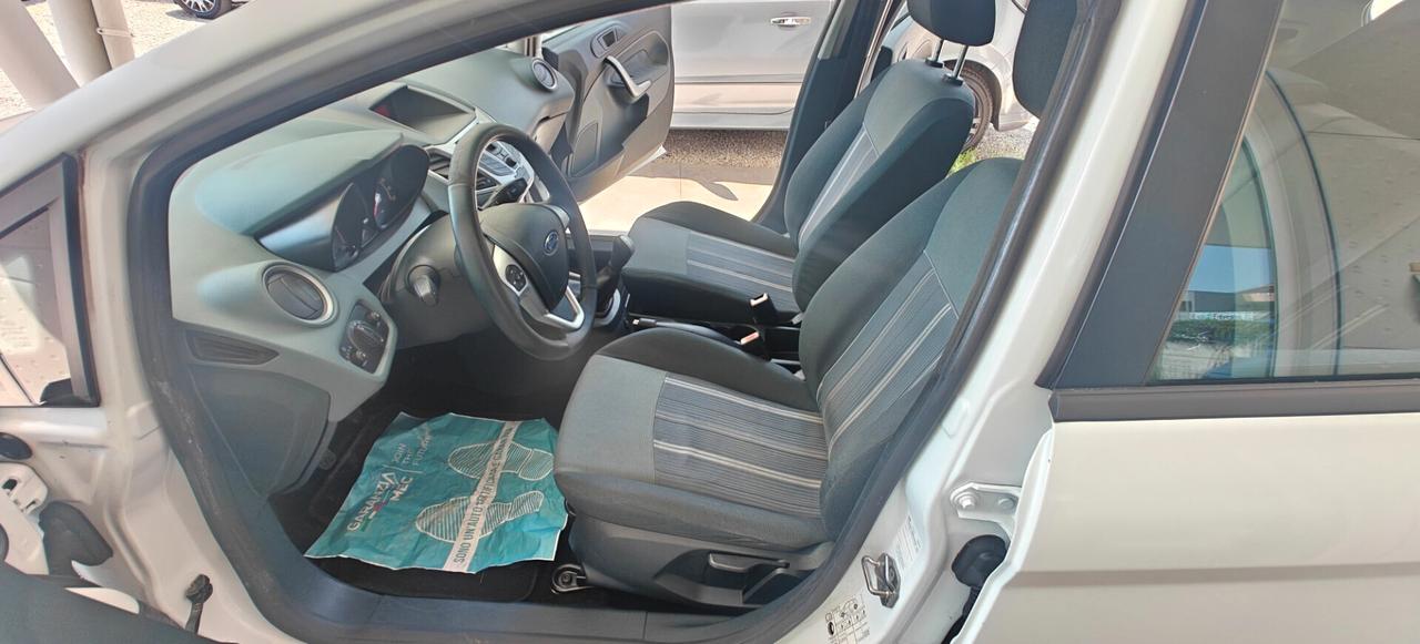 FORD FIESTA + GPL