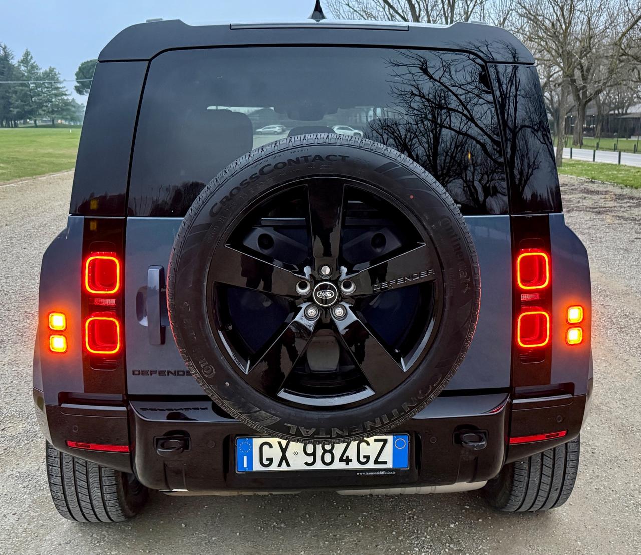 Land Rover Defender - subentro leasing leggere