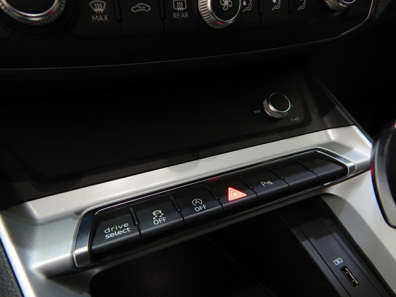 Audi Q3 SPB Sportback 2.0 TDI S-Line Edition Quattro TETTO