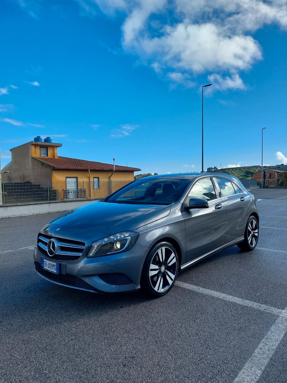 Mercedes-benz A 200 A 200 CDI Automatic Premium