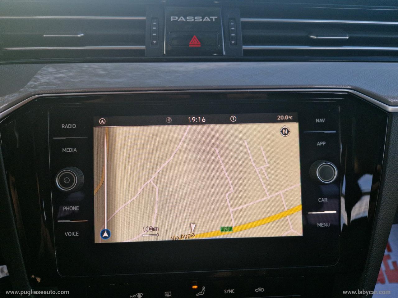 VOLKSWAGEN Passat Var. 2.0 TDI DSG Business TETTO