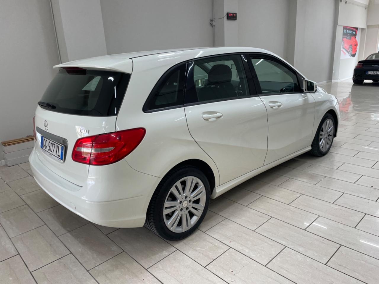 Mercedes-benz B 180 CDI Automatic Executive