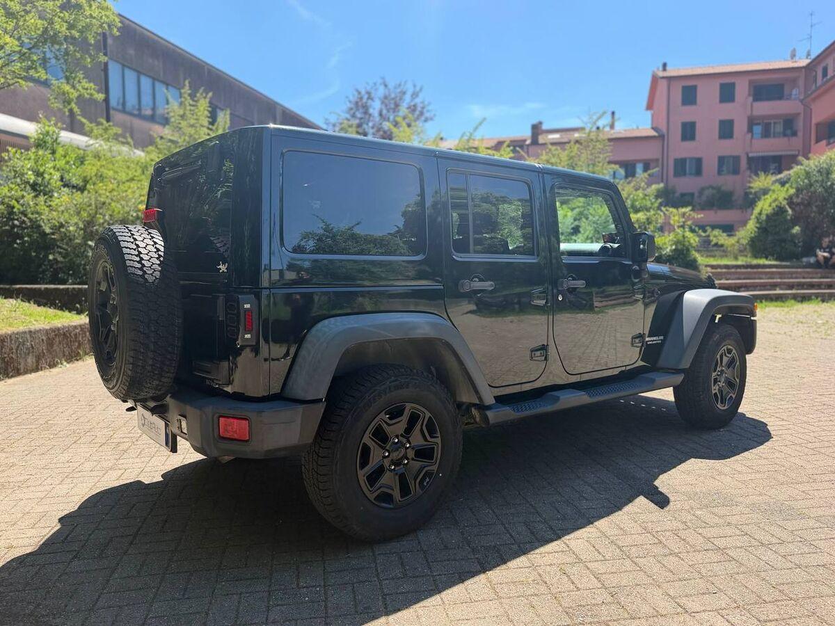 Jeep Wrangler Unlimited 2.8 crd Sahara auto