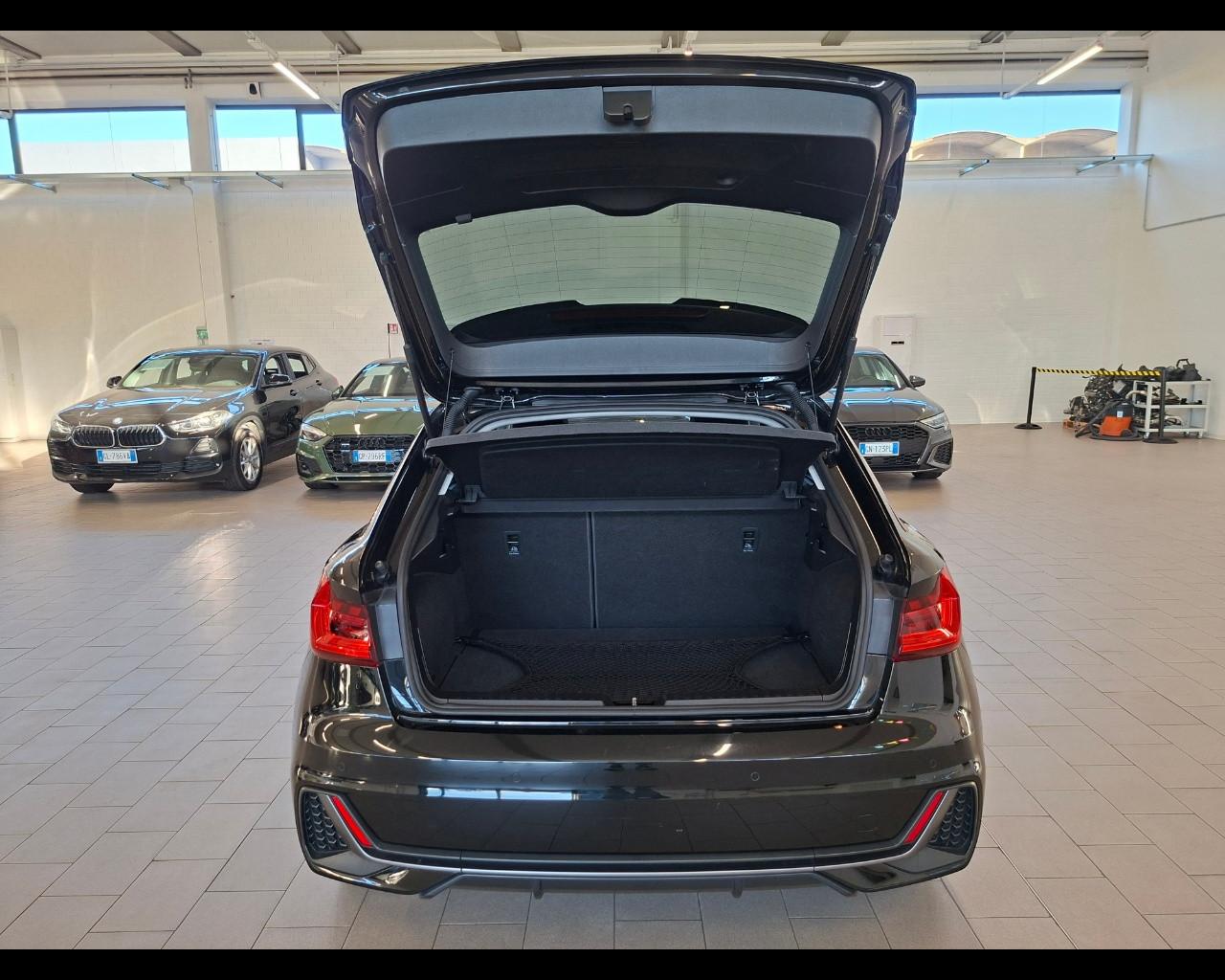 AUDI A1 2ª serie - A1 SPB 30 TFSI S tronic S line edition