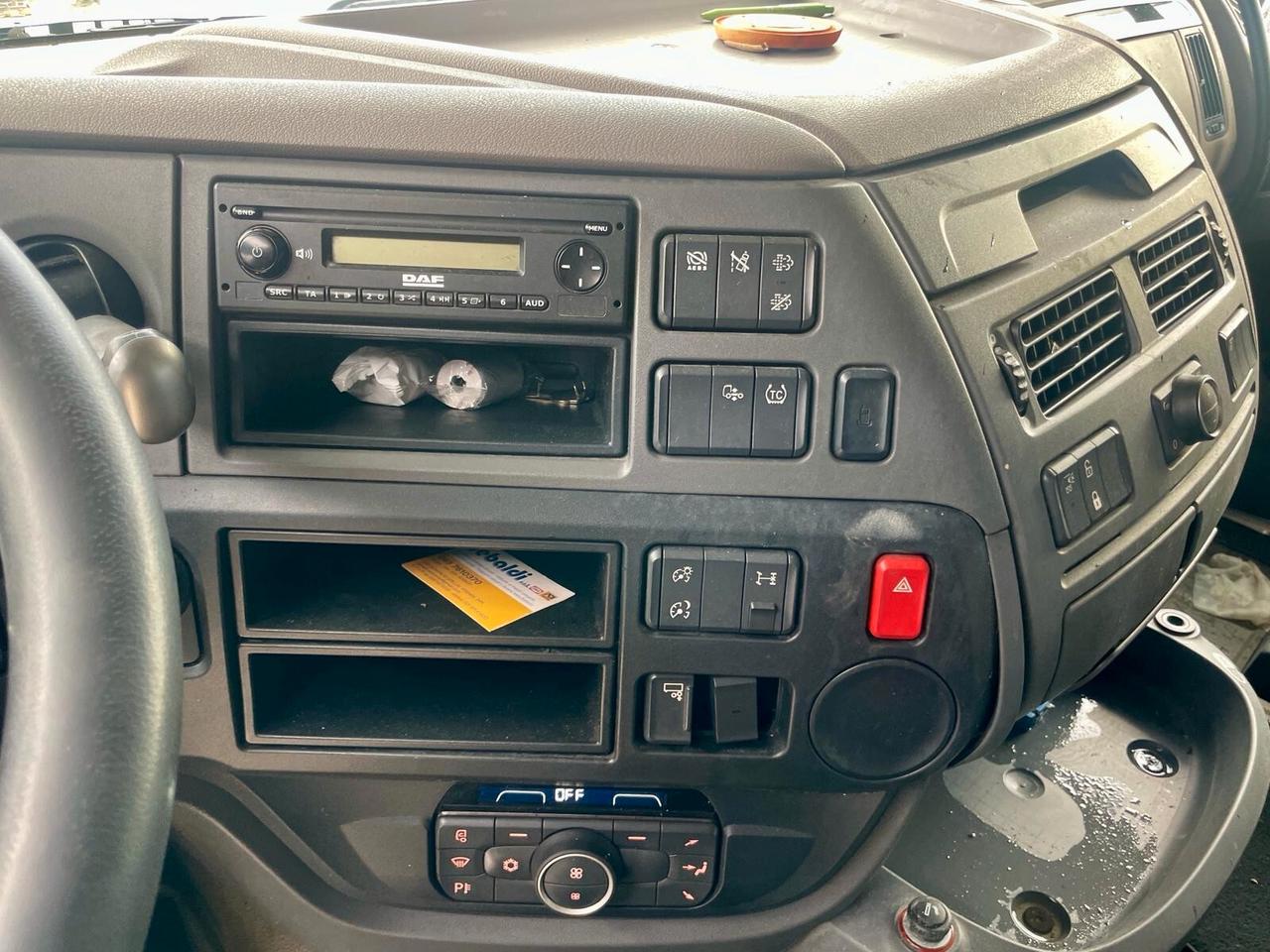 DAF XF 106 -480 **SINISTRATO *** MARCIANTE VA IN MOTO ***