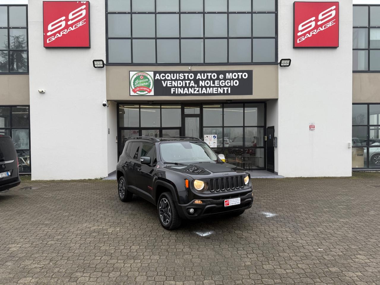 Jeep Renegade 2.0 Mjt 170CV 4WD Active Drive Low|TRAILHAWK