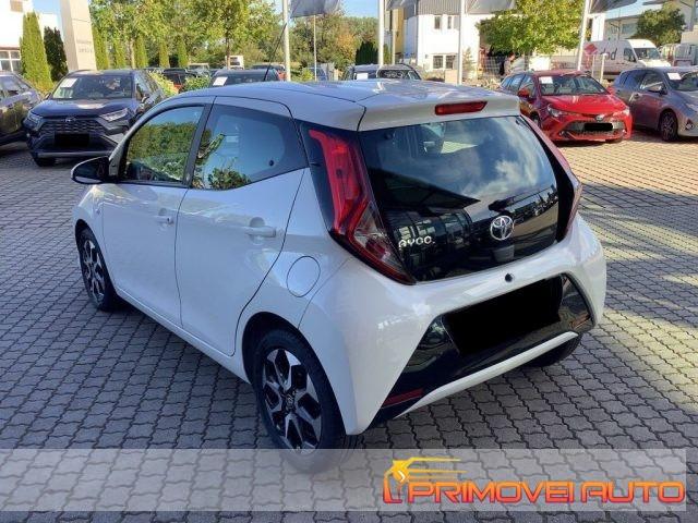 TOYOTA Aygo Connect 1.0 VVT-i 72 CV 5 porte x-play