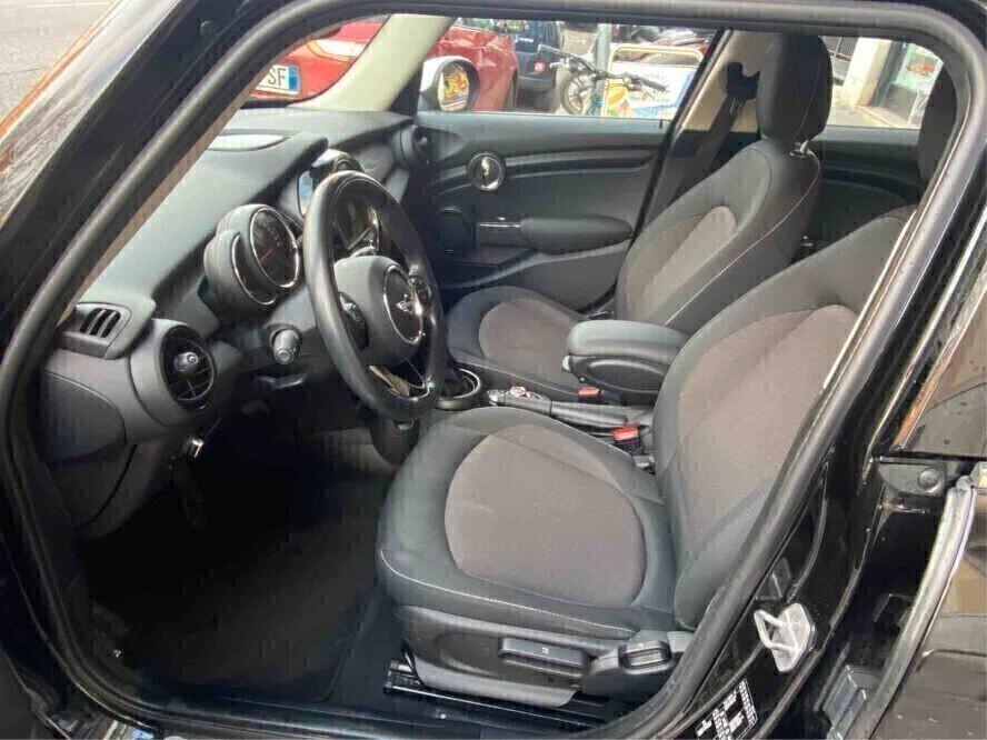 Mini 1.5 Cooper Hype automatica navigatore 5 PORTE