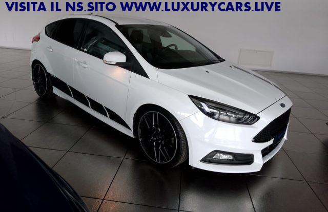 FORD Focus 2.0 EcoBoost 250 CV ST3 Limited edition