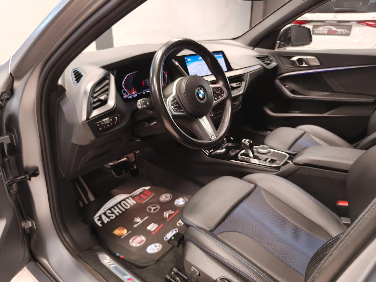 Bmw 118 118d 5p. Msport