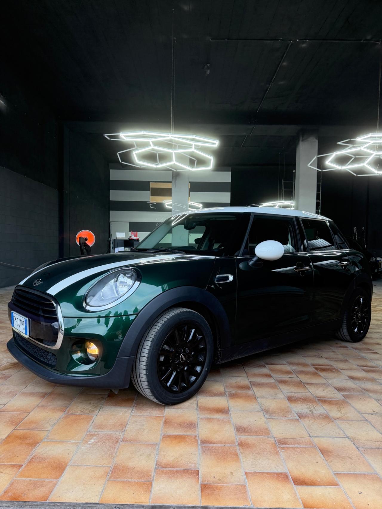Mini Cooper 1.5 136 CV – 54.152 km – Pari al nuovo – Full optional