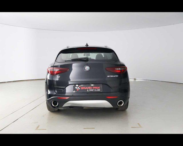ALFA ROMEO Stelvio 2.2 Turbodiesel 190 CV AT8 Q4 Executive