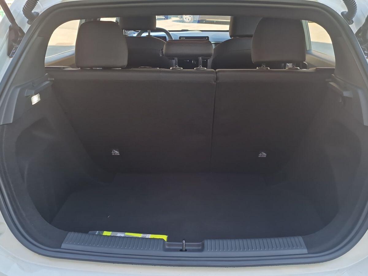 KM0 - MG MG3 MY 25 1.5 MT STANDARD DOVER WHITE