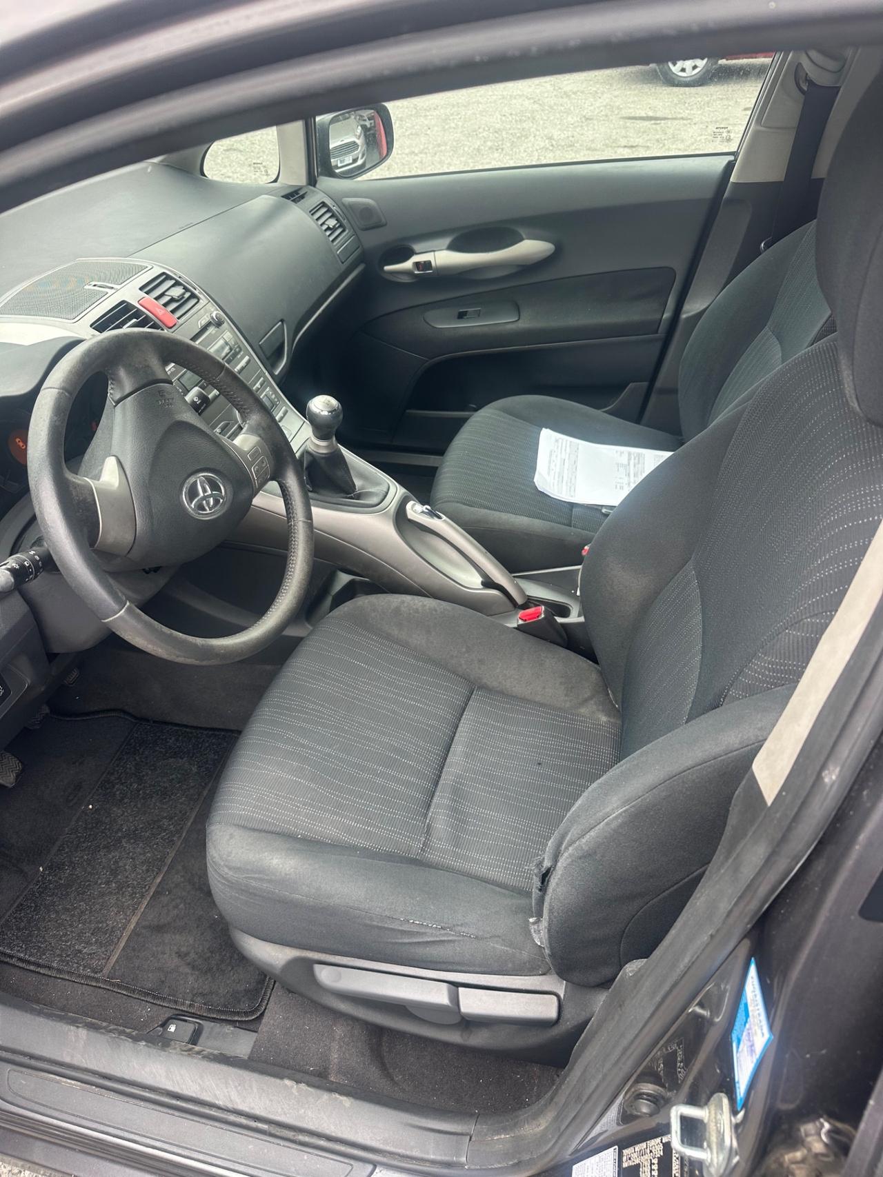 Toyota Auris 1.4 D-4D 5 porte Sol