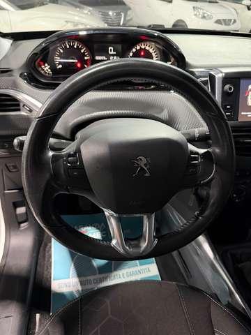 Peugeot 2008 Benzina Euro 6 Neopatentati