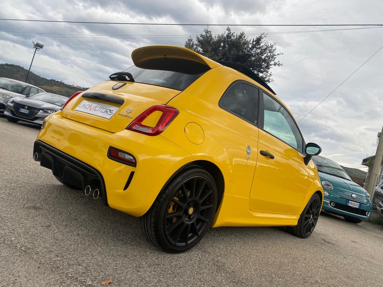 Abarth 595 1.4 Turbo T-Jet 180 CV Competizione