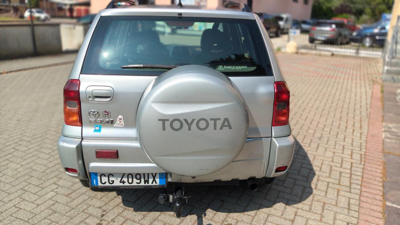 Toyota RAV 4 2.0 Tdi D-4D 5p Sol Gancio traino