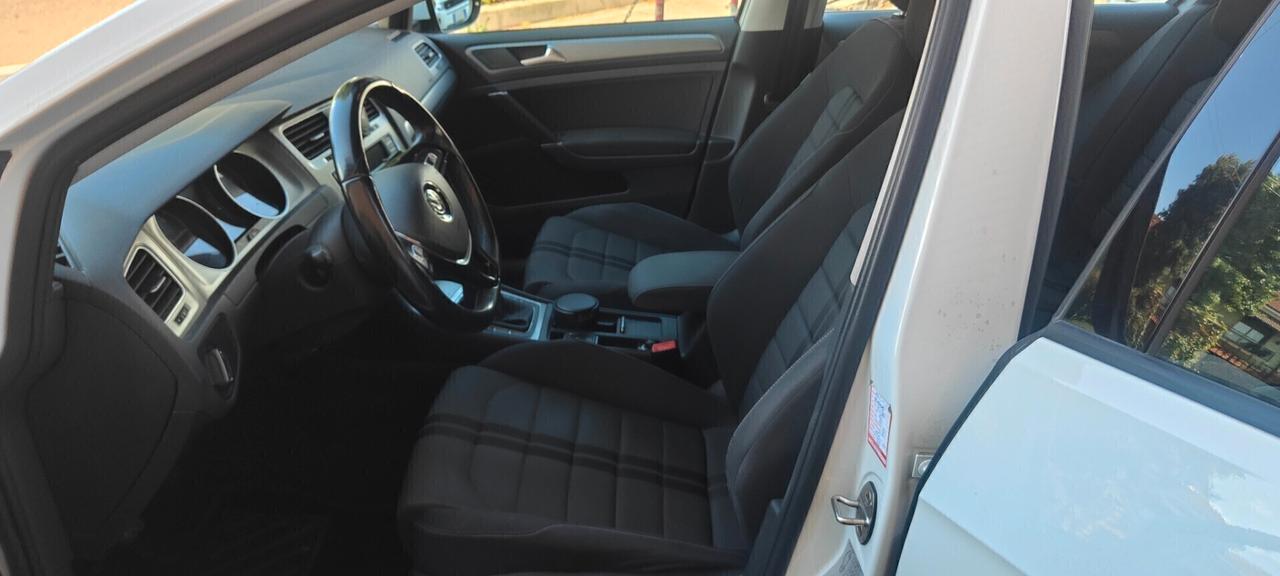 Volkswagen Golf 1.6 TDI 110 CV 5p. R-LINE