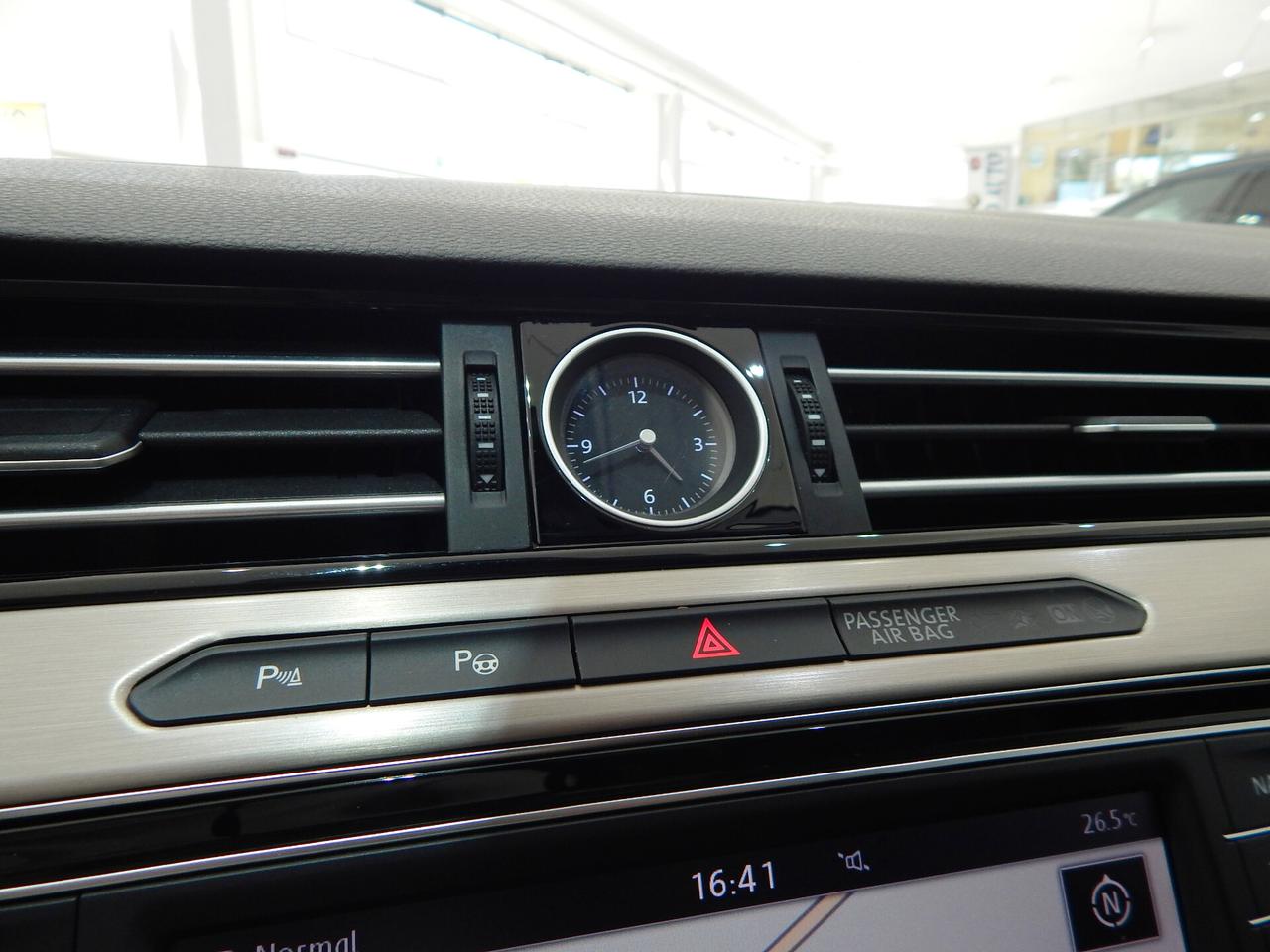 Volkswagen Passat Variant 2.0 TDI Highline 4motion 190cv DSG TETTO-NAVI-PELLE-LED