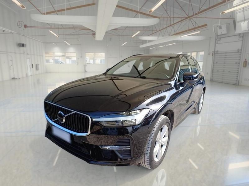VOLVO XC60 B4 D AWD automatico Momentum Pro