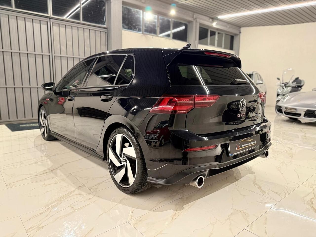 Volkswagen Golf GTI 2.0 TSI