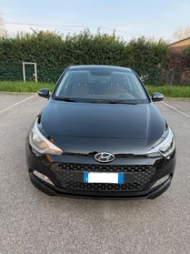 Hyundai i20 1.1 Crdi - NEOPATENTATI - 12 MESI DI GARANZIA -