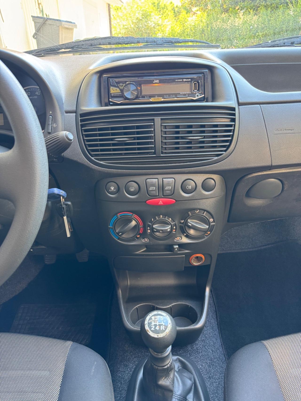 Fiat Punto 1.2 benzina CLIMA