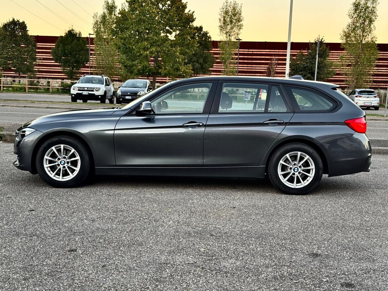 Bmw 318d Touring Business Advantage aut. 150cv 2016