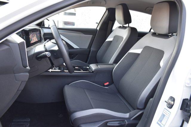 OPEL Astra 1.5 Turbo Diesel 130 CV Edition