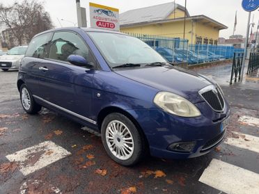 Lancia Ypsilon 1.2 Oro Giallo