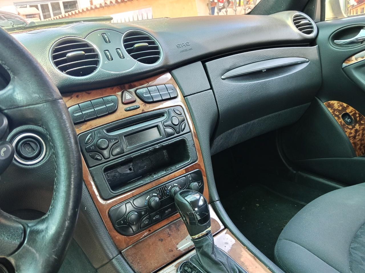 Mercedes-benz CLK 270 CDI cat Elegance