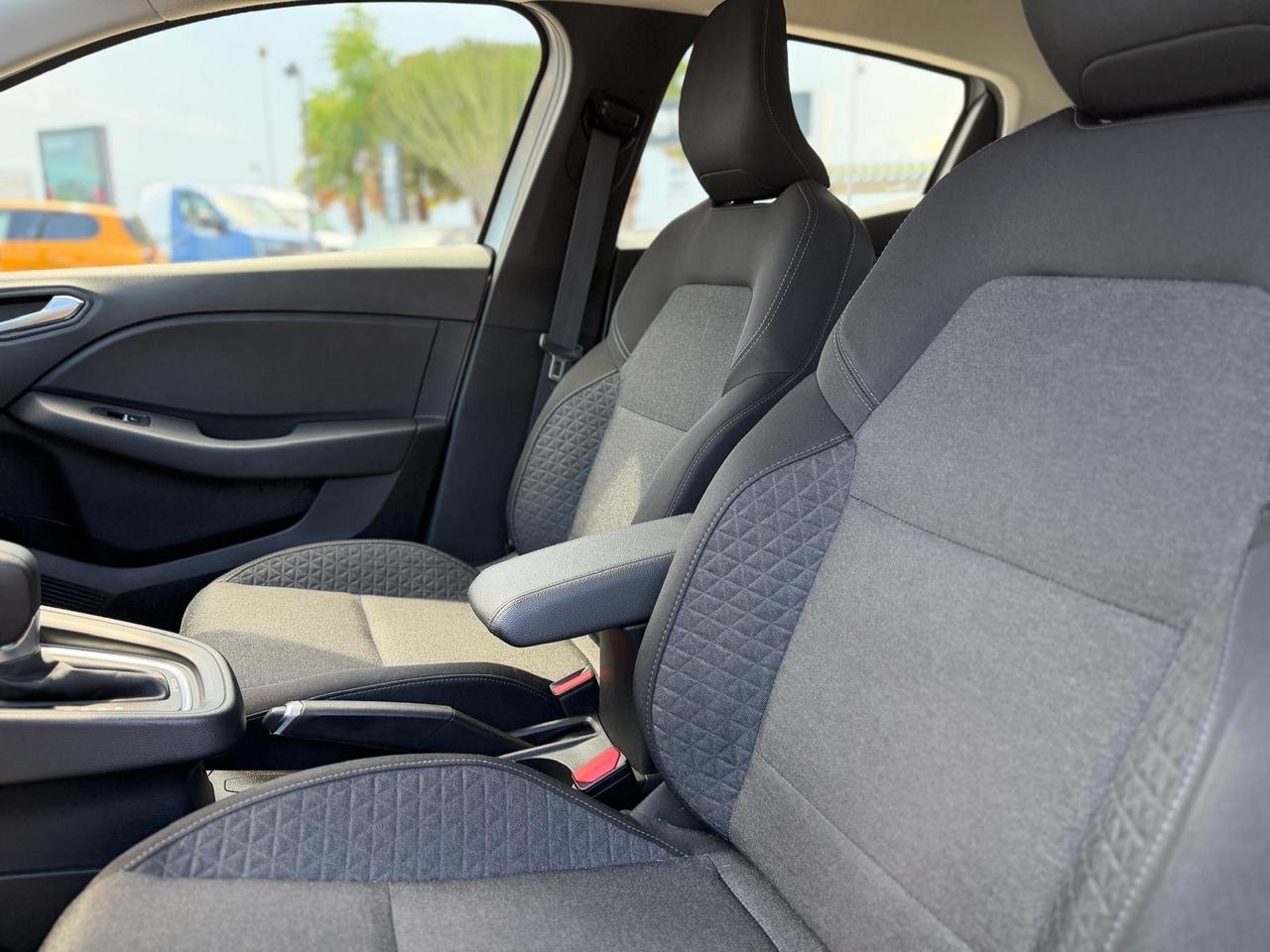 Renault Clio Full Hybrid E-Tech 140 CV 5 porte Zen
