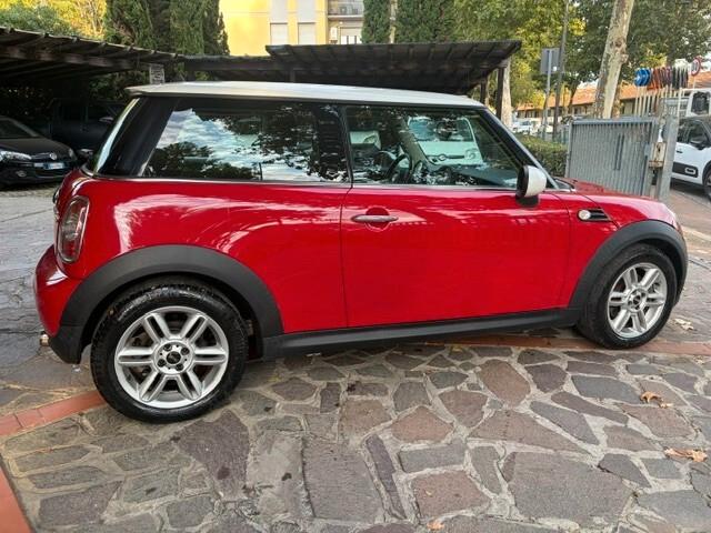 MINI COOPER D ...MOTORE NUOVO REVISIONATO CON 3000 KM!!!