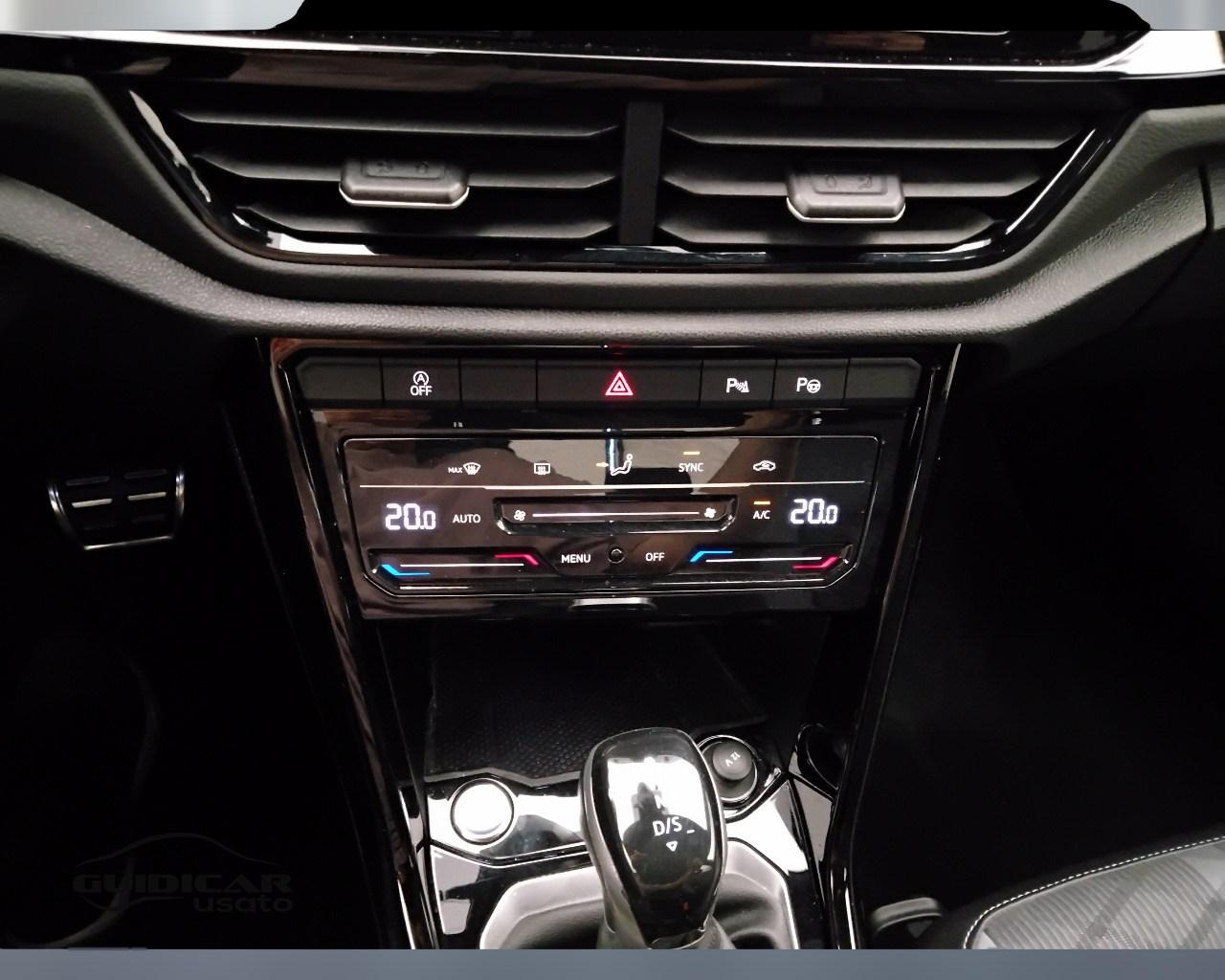 VOLKSWAGEN T-Roc I 2022 - T-Roc 2.0 tdi R-Line 150cv dsg