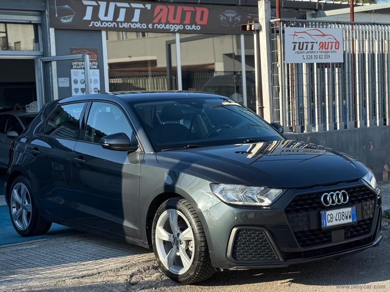 AUDI A1 SPB 35 TFSI S tronic Identity Black