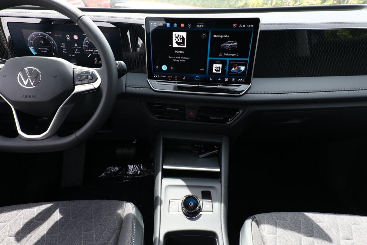 Volkswagen Tiguan 1.5 etsi Edition Plus 130cv dsg 5 anni garanzia VW