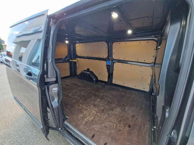 FORD Transit Custom 300 2.0 TDCi 130 PL Furgone Titanium
