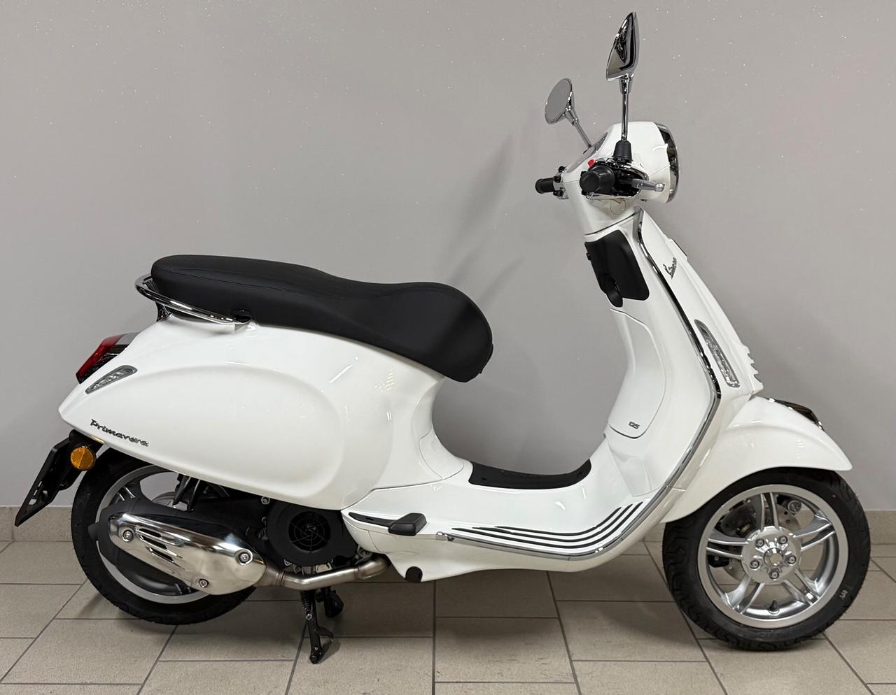 Piaggio Vespa 125 Primavera