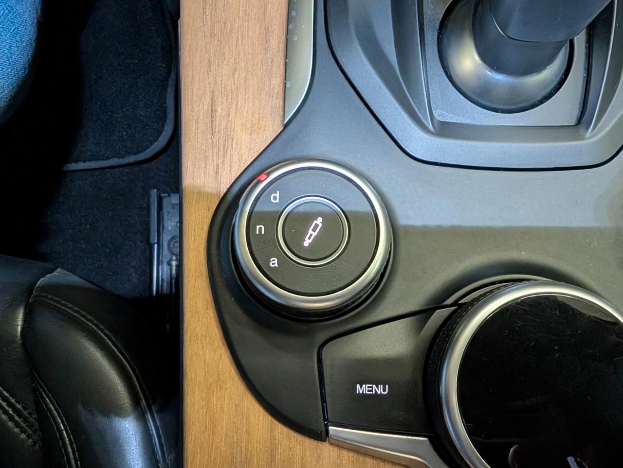 Alfa Romeo Giulia 2.2 Turbodiesel 210 CV AT8 AWD Q4 Veloce