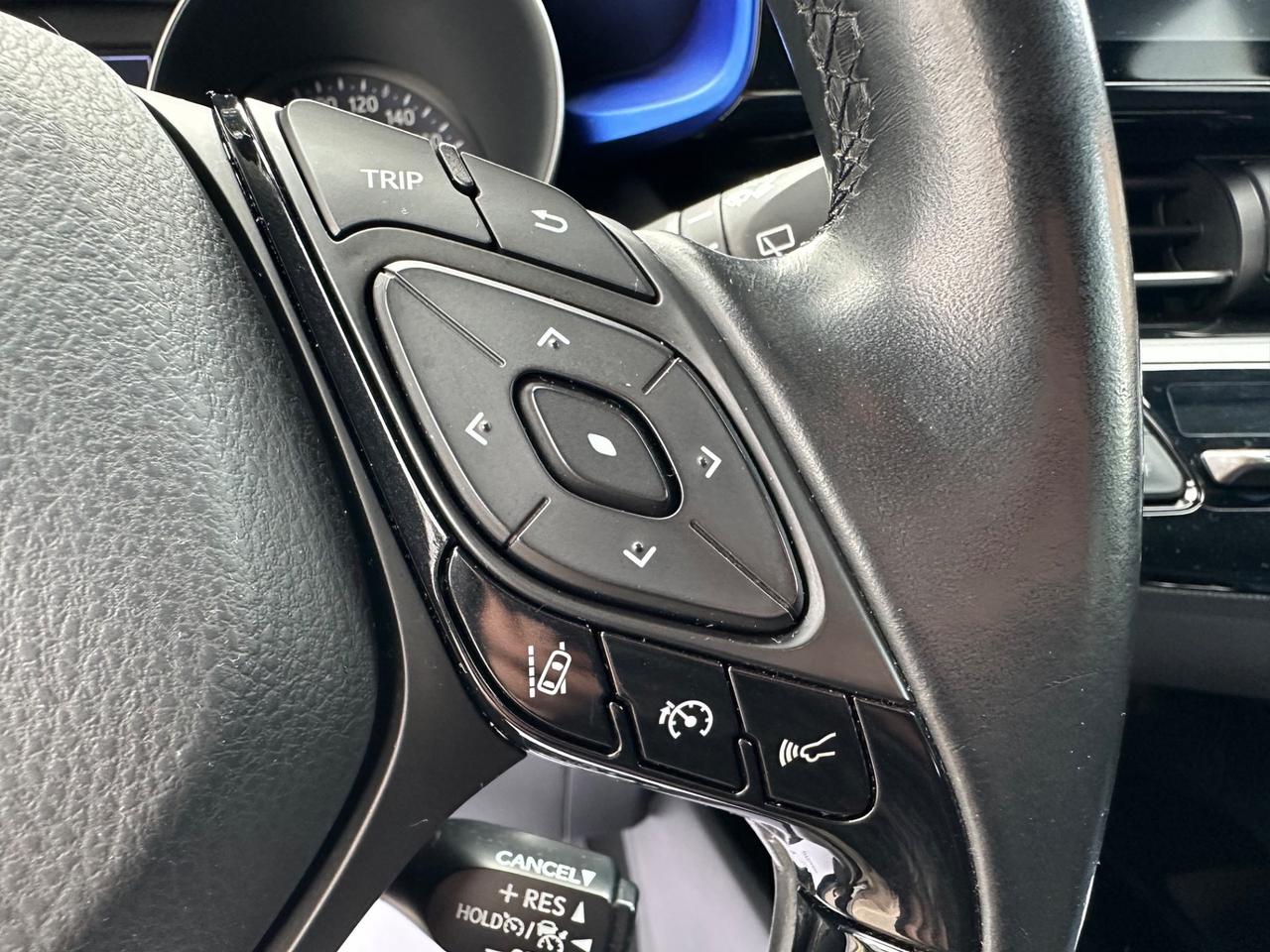 Toyota C-HR 1.8 Hybrid E-CVT Style
