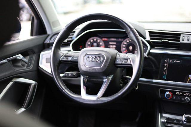 AUDI Q3 40 TFSI quattro S tronic IVA ESPOSTA