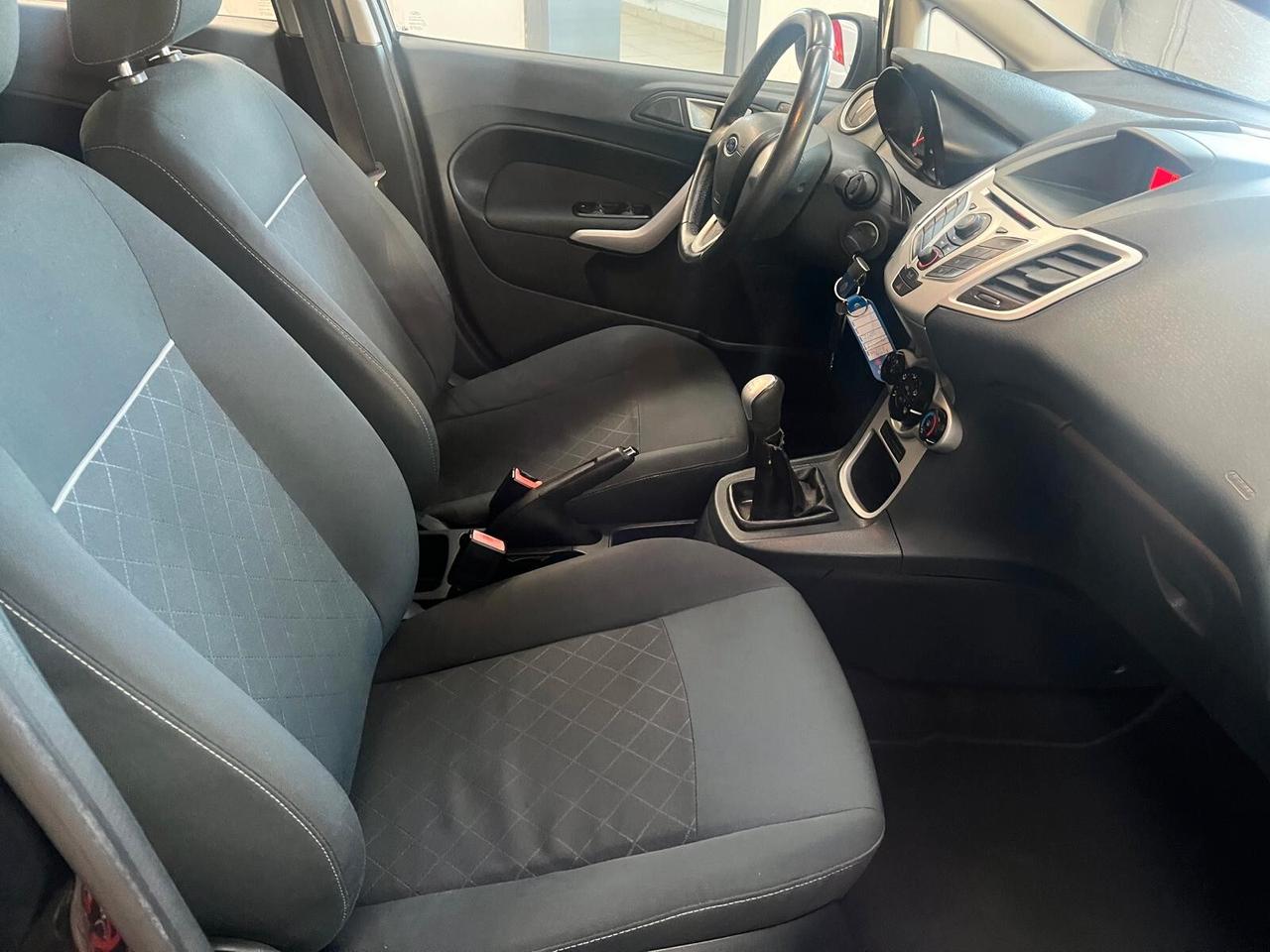 Ford Fiesta Ikon 1.2 60CV 5 porte