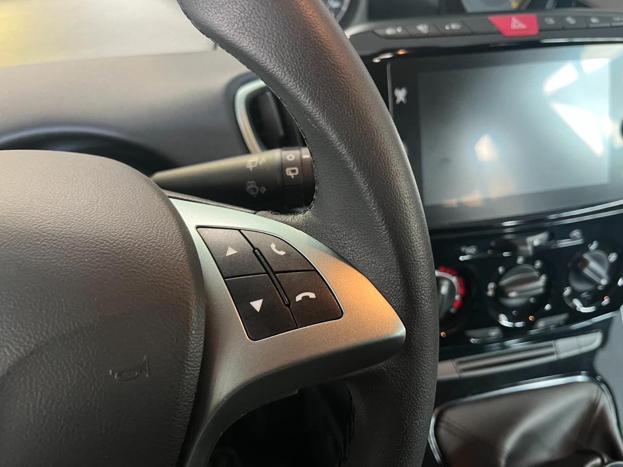 Lancia Ypsilon 1.0cc HYBRID GOLD PLUS - PREZZO REALE!
